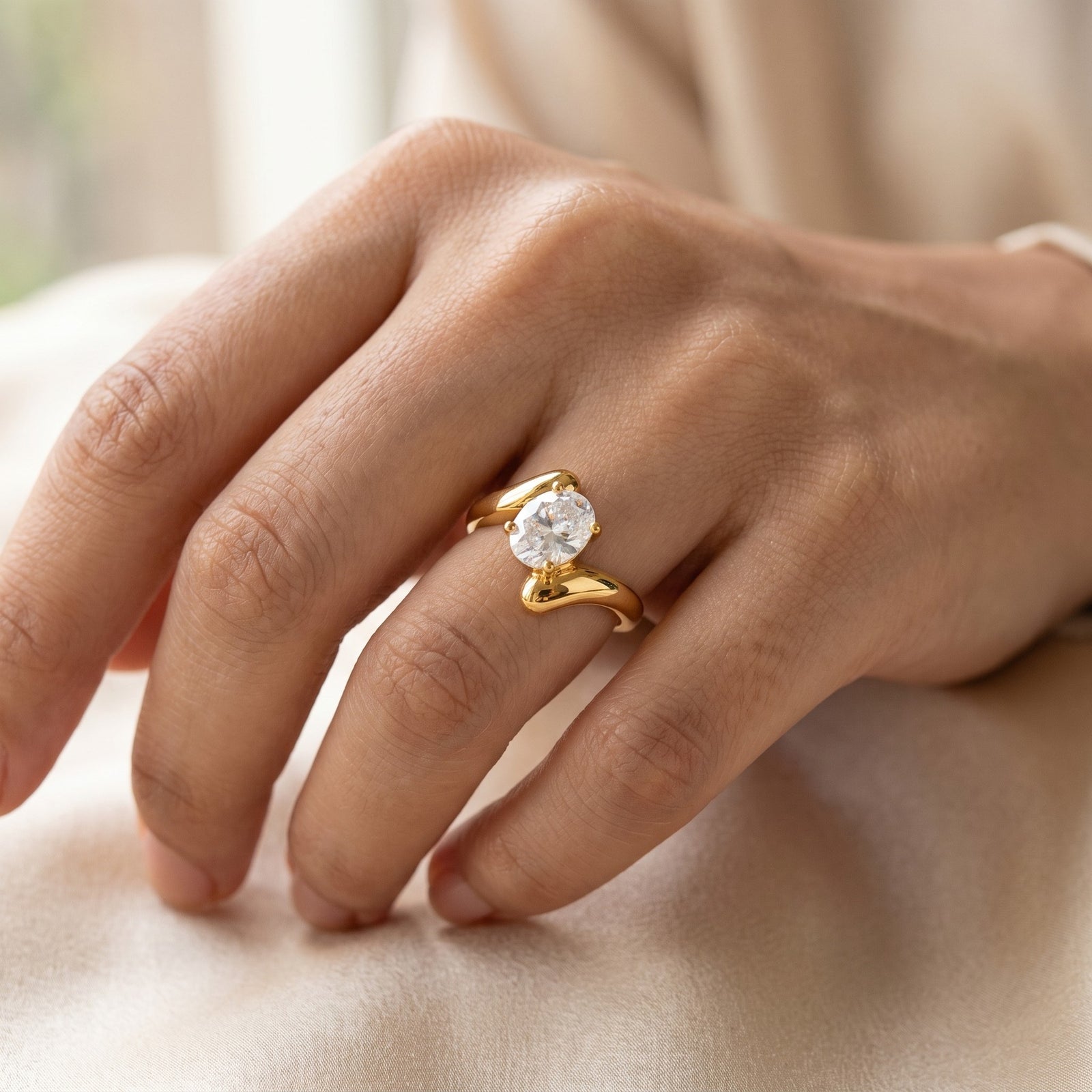 Aurelia Twist Ring